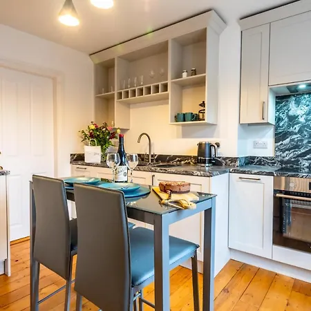 Apartment Peckitt Street - The Peckitt